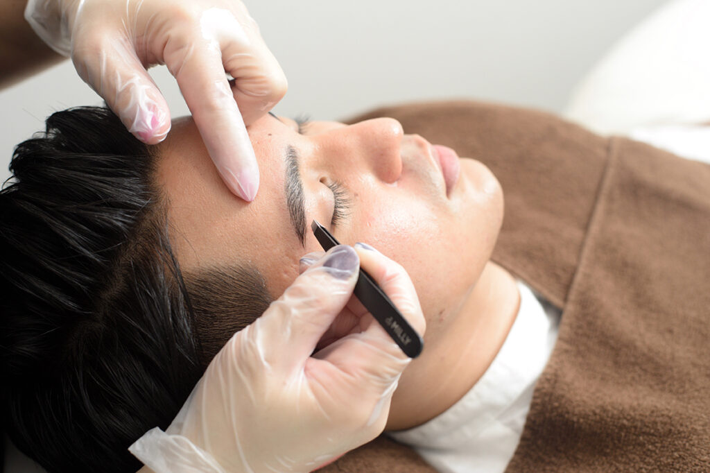 ツイーザー処理・仕上げの整え